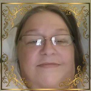 Meet your Posher, Cynthia